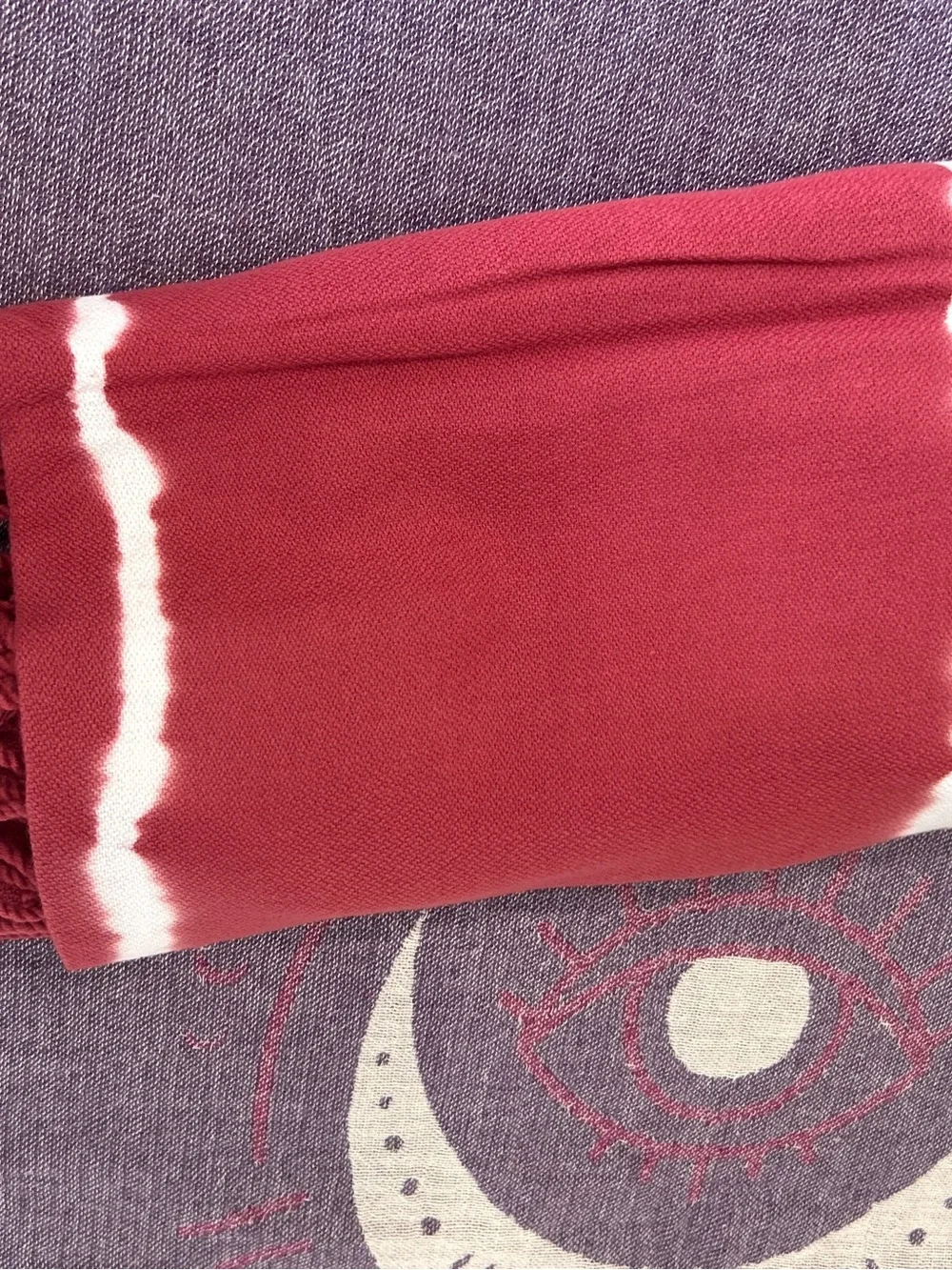 Festival Travel Towel Tie Dye Burgundy Red White 36 x 65 NEW
